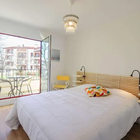 Renove 3* Proche Centre, Et Nivelle, Avec Balcon Et Equipements Modernes - Fr-1-4-616